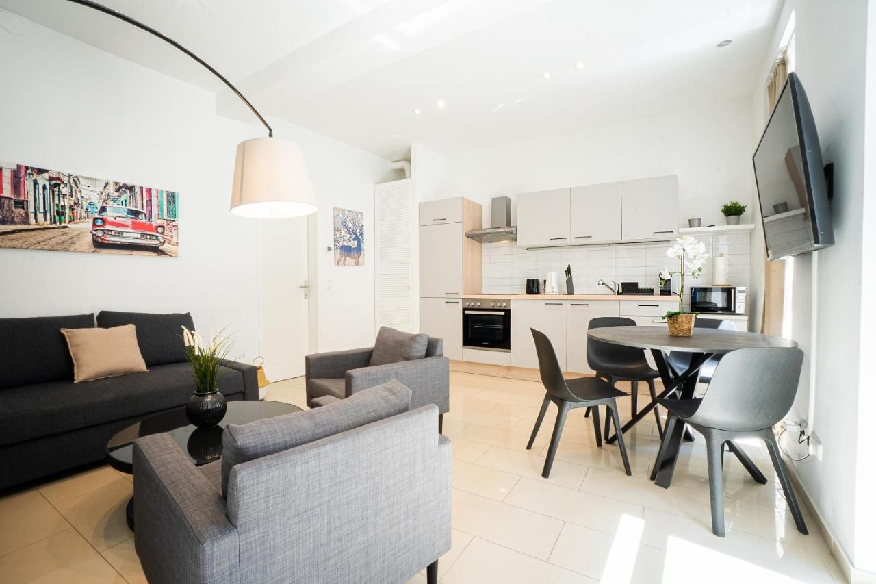 Modern And Lovely Apartment Next To Subway Station Wenen Buitenkant foto