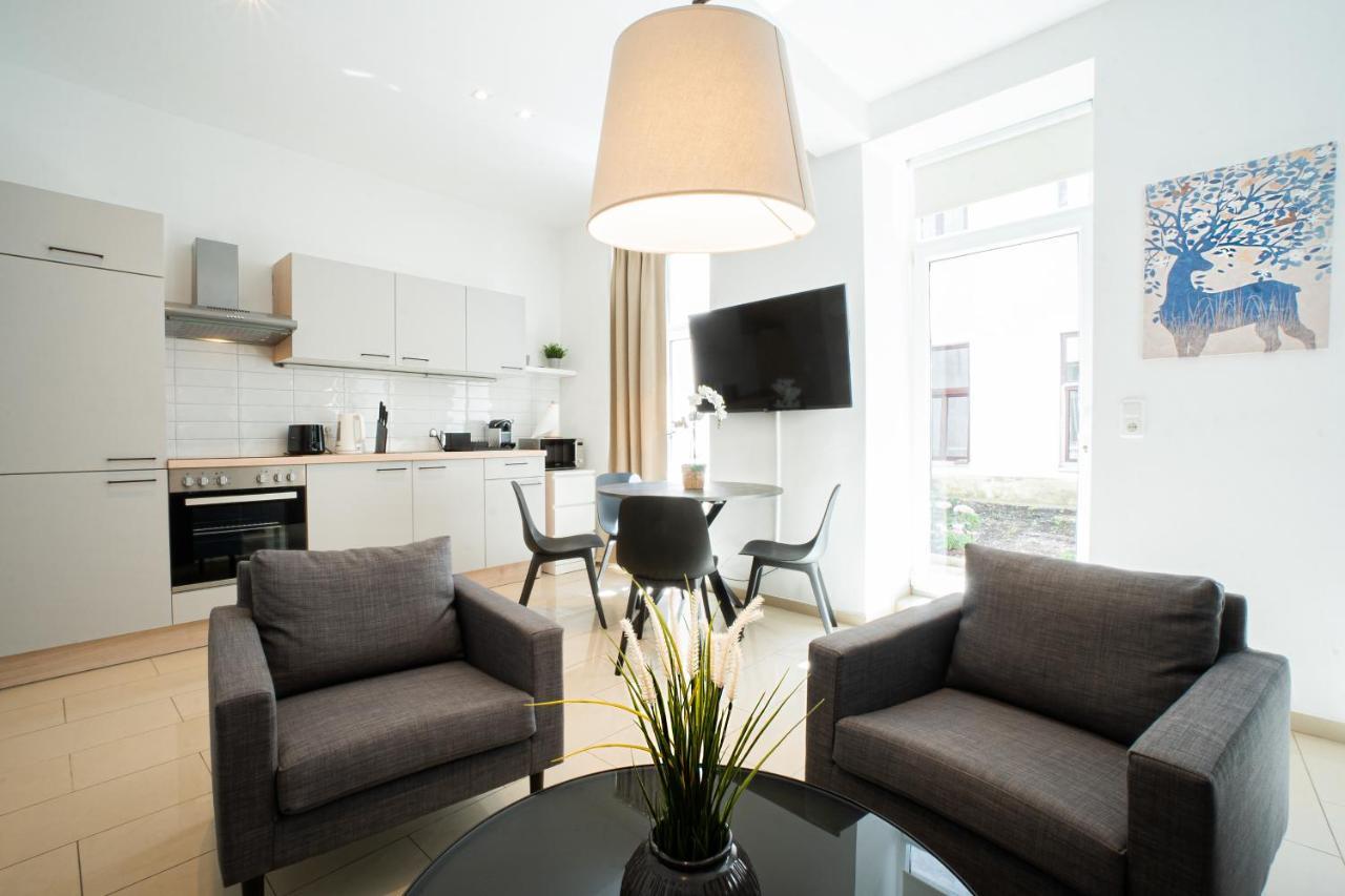 Modern And Lovely Apartment Next To Subway Station Wenen Buitenkant foto
