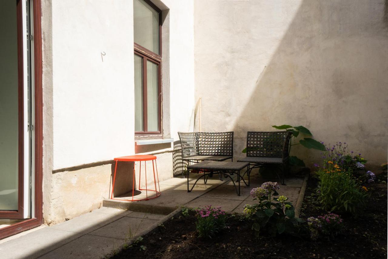 Modern And Lovely Apartment Next To Subway Station Wenen Buitenkant foto